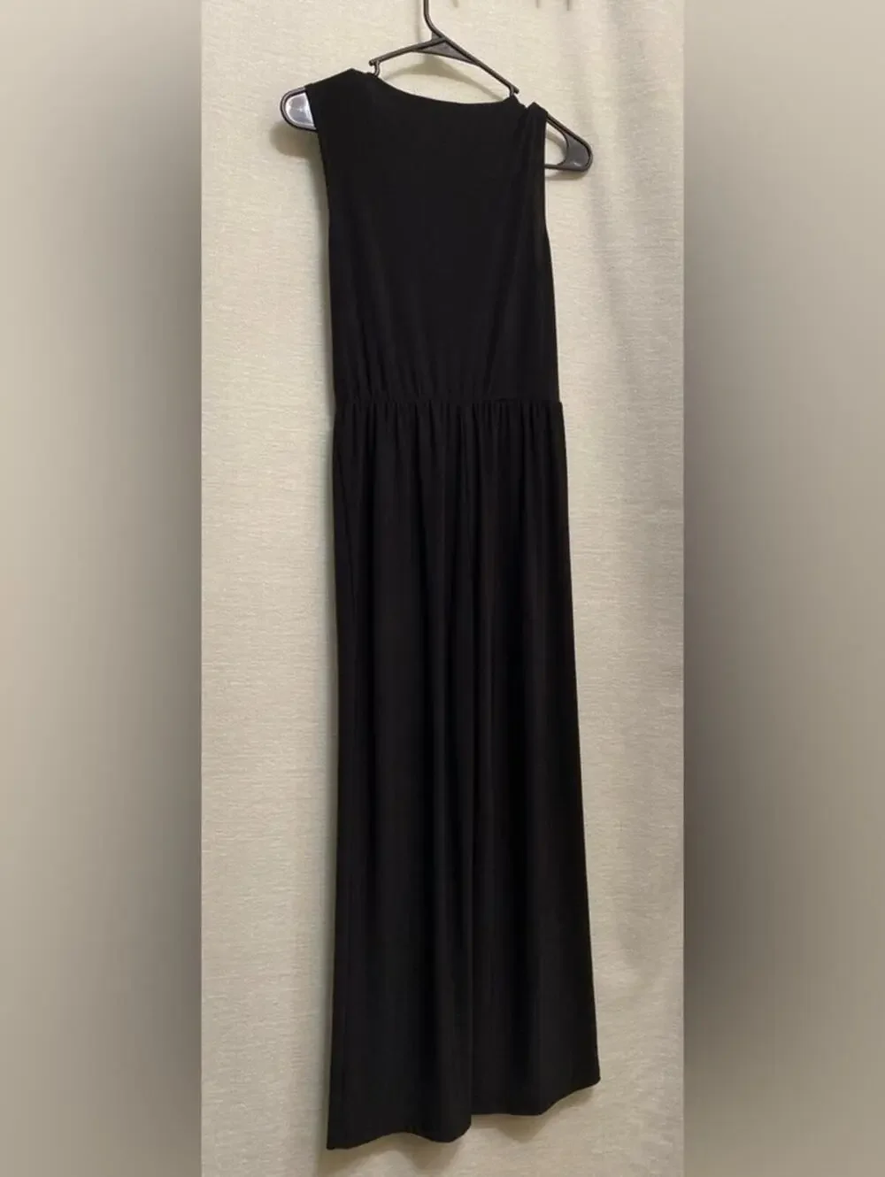 Tahari Black Sleeveless Jumpsuit